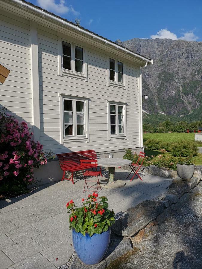Ostigard 1810 Villa Åndalsnes Eksteriør bilde